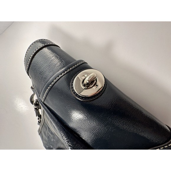Coach Pleated Patent Leather East West Gallery Y2K tote bag, navy blue - Picture 9 of 13